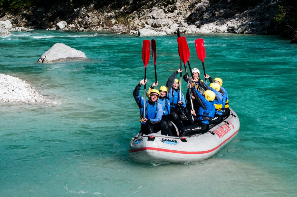 Soča rafting v idiličnem okolju